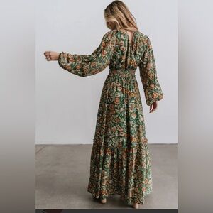 EUC flying tomato maxi dress.